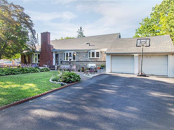 2nd image of 3211 Griswold Ave