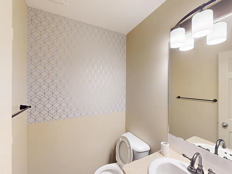 78 Edwards Dr SW — Photo 10
