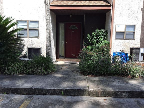 5th image of 120-F Country Club Rd #F