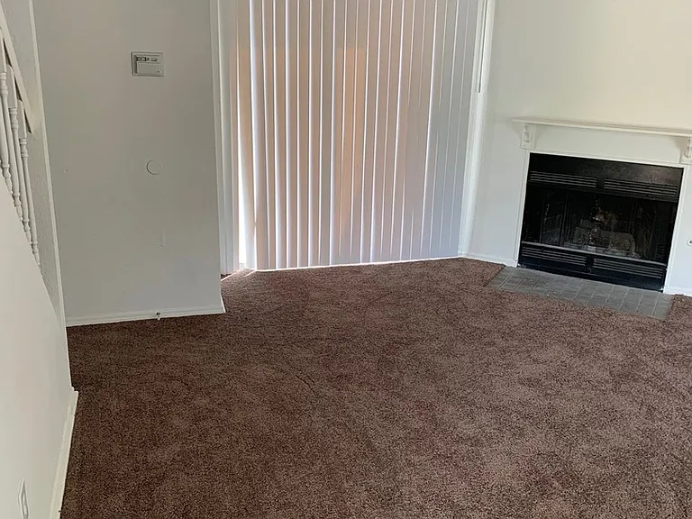 16221 Apple Valley Rd — Photo 12