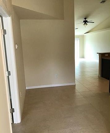 2nd image of 908 SE 6th Ct
