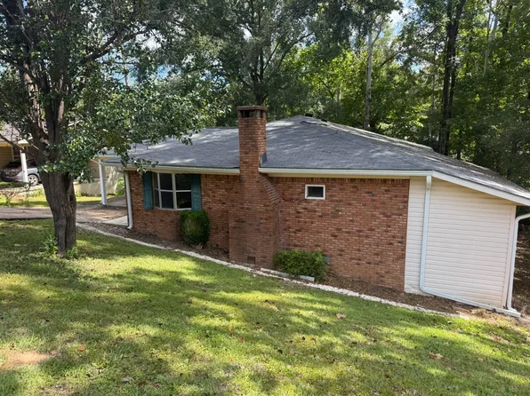 612 Sund Dr, Butler, AL 36904