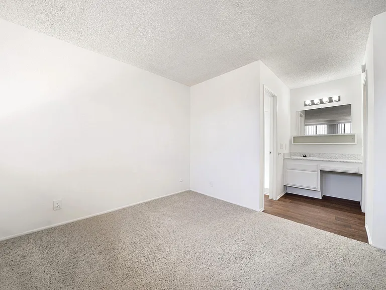 The Terrace Apartments — Photo 56