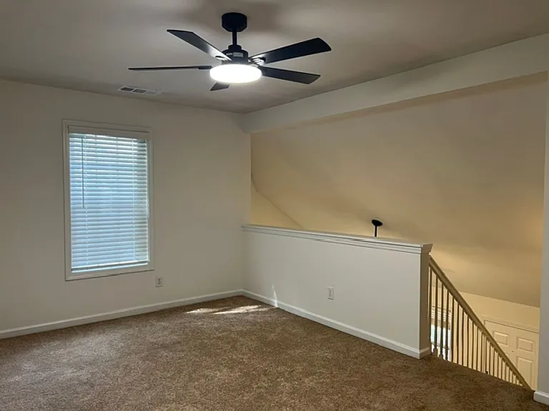 172 Stoneforest Dr — Photo 17