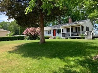 1 Meadow Dr, Middleton, MA 01949