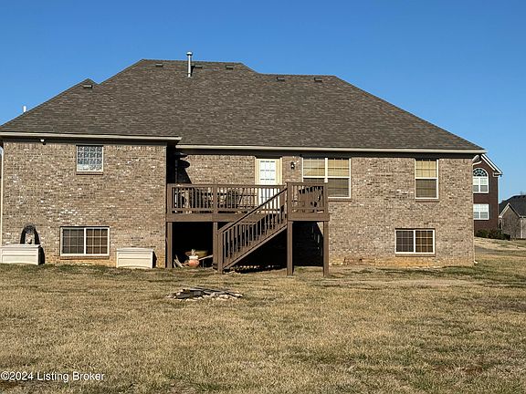 4th image of 137 Cinnamon Dr
