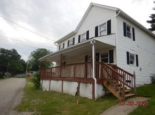90 Barnickel St, Meadowlands, PA
