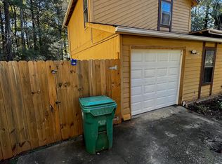 6315 Creekford Dr, Lithonia, GA 30058