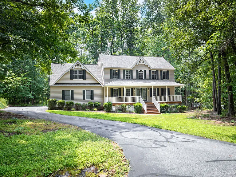 4908 Stoney Creek Pkwy — Photo 5