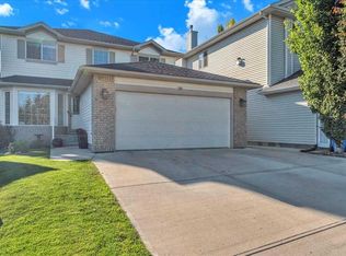 20 E Tuscany Ridge Grn NW, Calgary, AB T3L 2J4