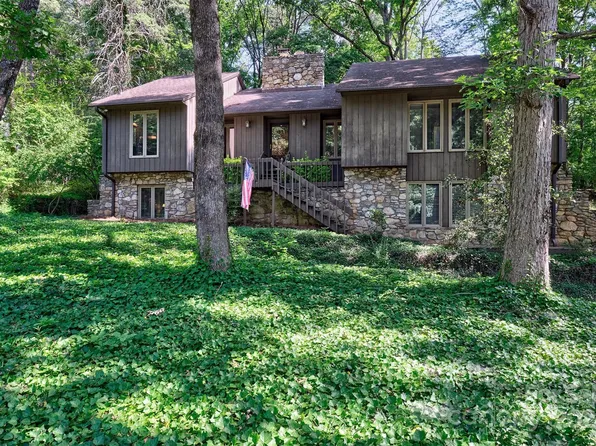 73 Honeysuckle Woods, Lake Wylie, SC 29710