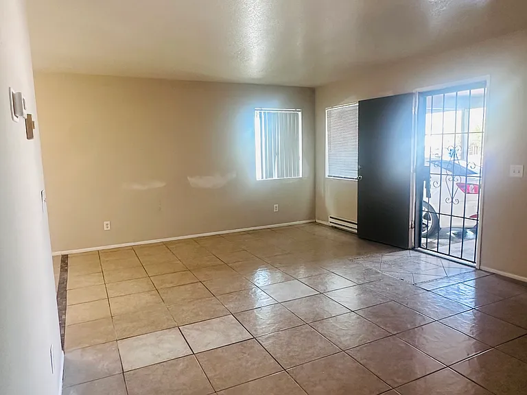 1535 S Van Buren Ave #1 — Photo 3