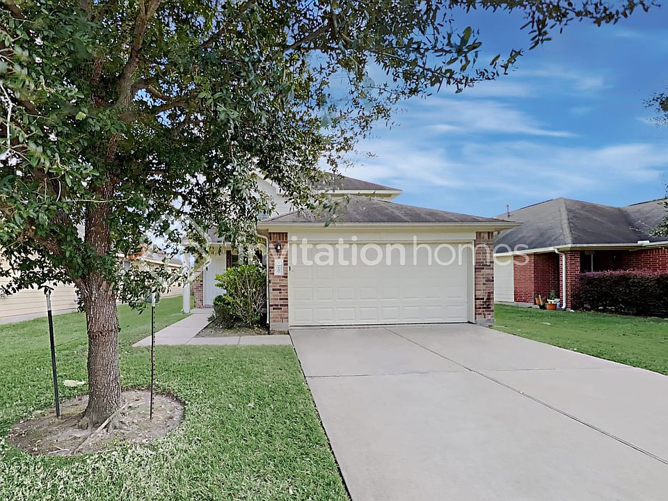 1st image of 19147 Canaras Ct