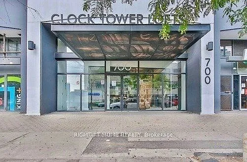 700 King St W #813 — Photo 17