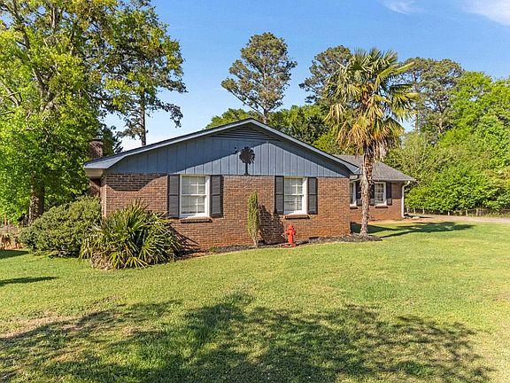 3rd image of 118 Wren Ln