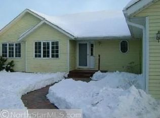 33445 Malmberg Ave, Lindstrom, MN 55045