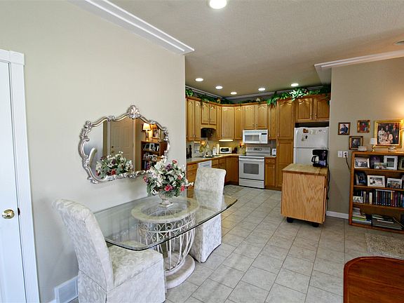 5th image of 1407 Cedarwood Dr