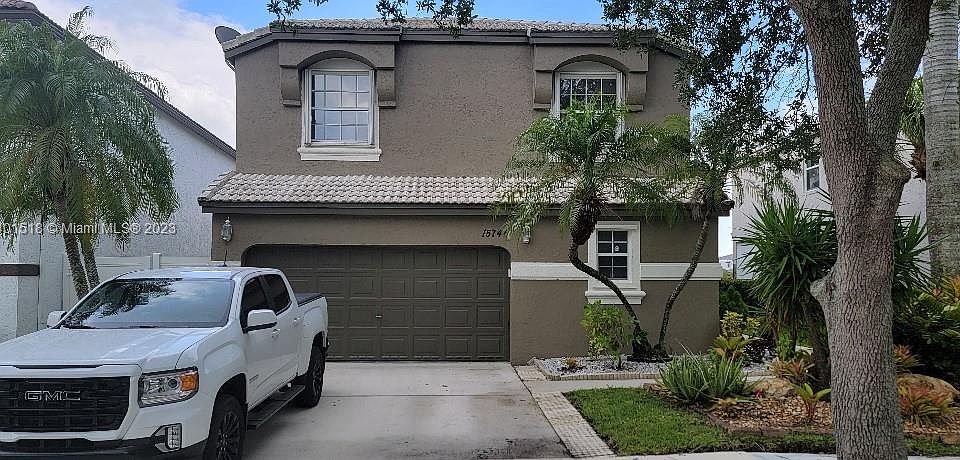 1st image of 15746 NW 10th St