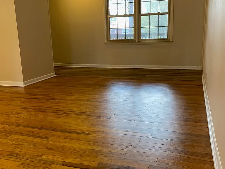 801 Mosley St — Photo 8