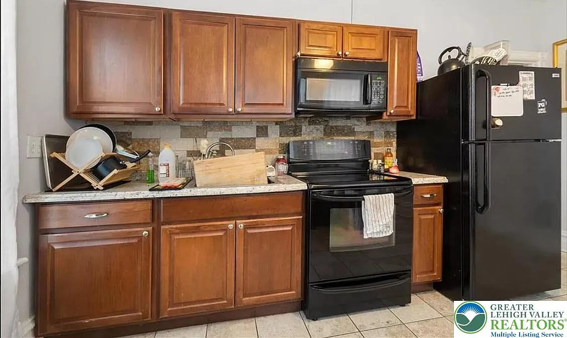 2 bed, 1.0 bath, 900 sqft, $1,500 — Photo 4