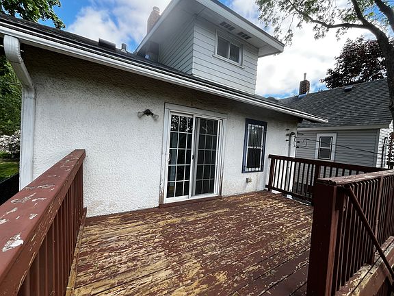 5th image of 940 Lafond Ave