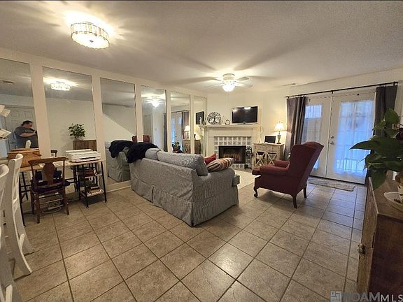 2nd image of 81 Brent Ct