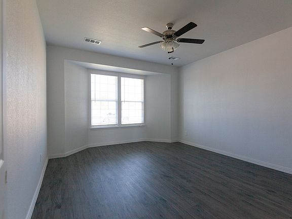 2nd image of 2148 Peppermint Ln