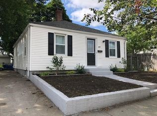 477 Benefit St, Pawtucket, RI 02861
