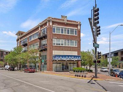 2929 McGee Trafficway #202, Kansas City, MO, 64108