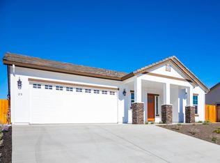 25 Tyler Ct, Hollister, CA 95023