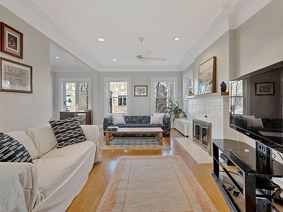 4th image of 4729 N Paulina St APT 3