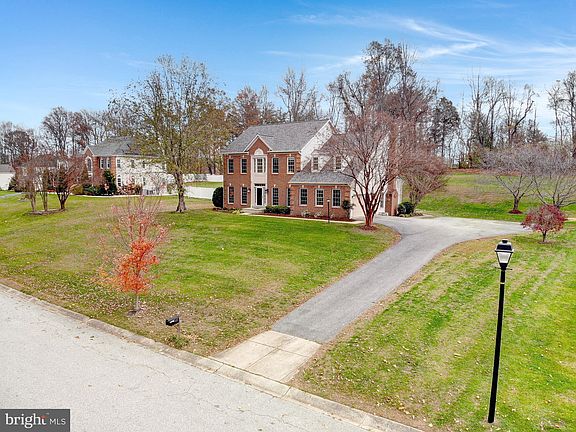 2nd image of 3451 Blandford Way