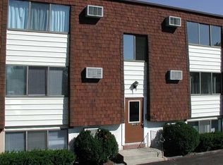 8971 Saint Johns Pkwy, Niagara Falls, NY 14304