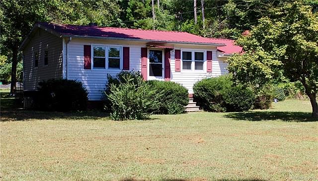1st image of 2800 Penninger Cres