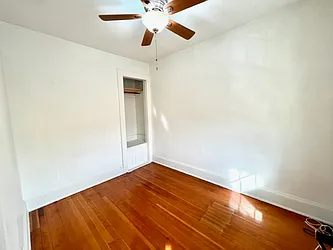 Rented by Zikos Realty Services