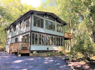 144 Rodeo Dr, Lords Valley, PA 18428