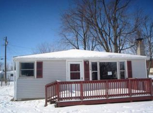 326 State St, Lynn, IN 47355