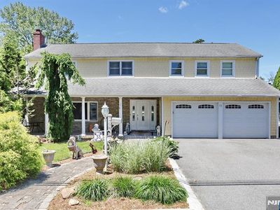 33 Randolph St, Park Ridge, NJ, 07656
