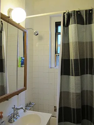 Sold by Aidonis Realty | media 6