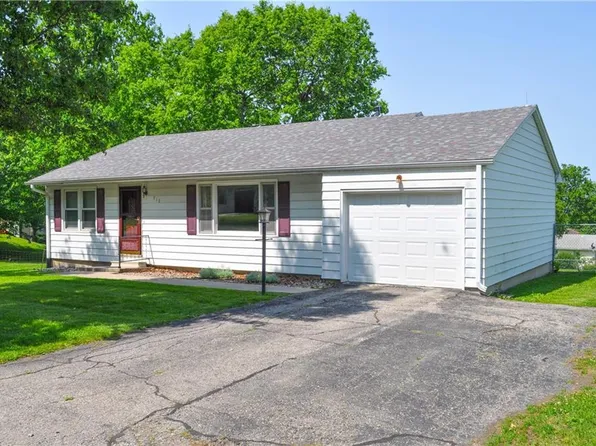 913 N Maple St, Stanberry, MO 64489