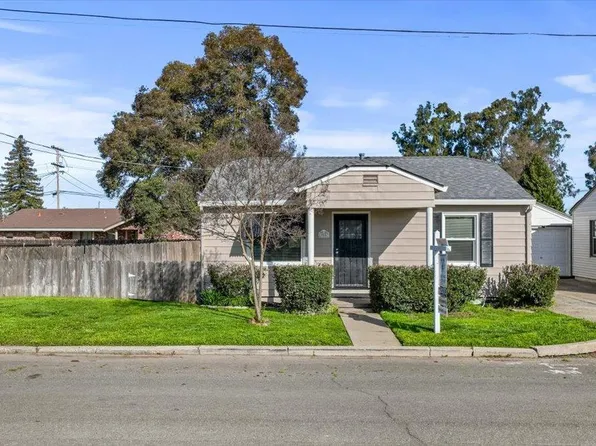 19057 E Front St, Linden, CA 95236