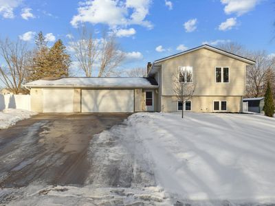 4943 142nd St W, Apple Valley, MN, 55124