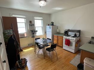 3130 N Pierce St #3130B, Milwaukee, WI 53212