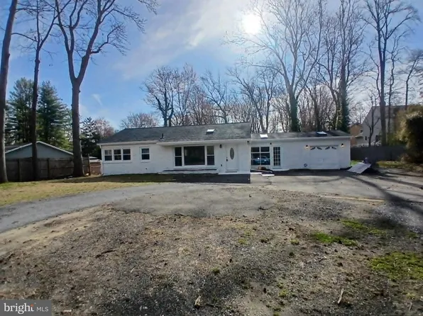 7 Kings Hwy N, Cherry Hill, NJ 08034