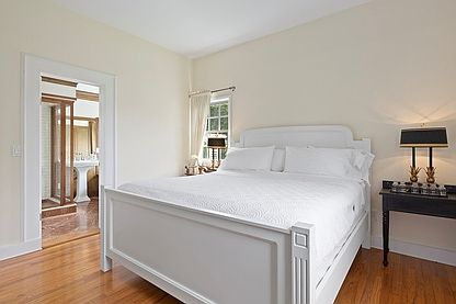 5th image of 66 Wiltshire St