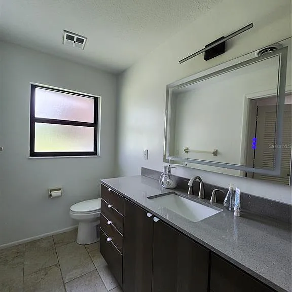 900 Crestwood Rd — Photo 26