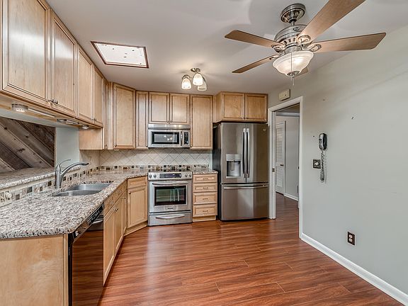 5th image of 8607 Winchester Dr