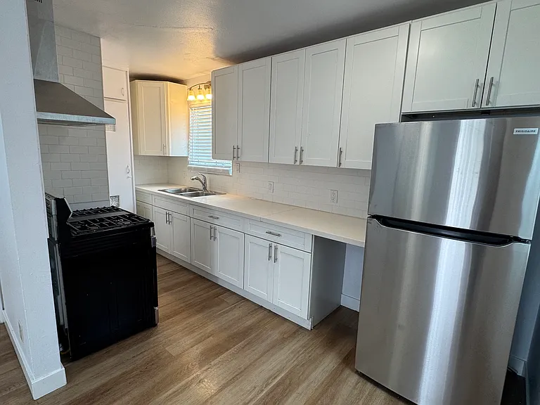 2229 Obama Blvd — Photo 7