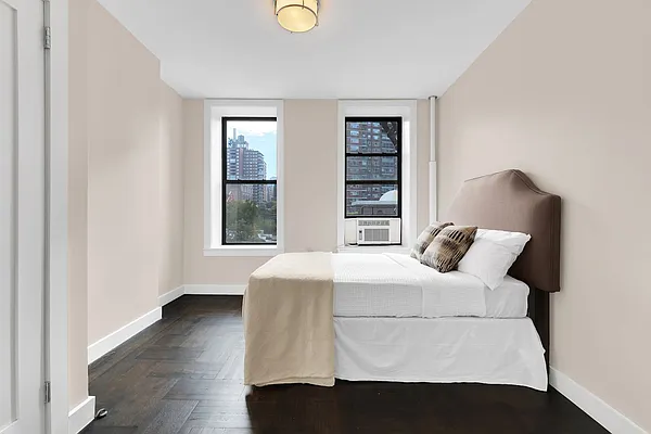 Rented by Cooper & Cooper Real Estate | media 35