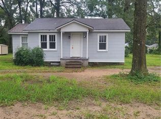70 Oakdale Ave, Satsuma, AL 36572